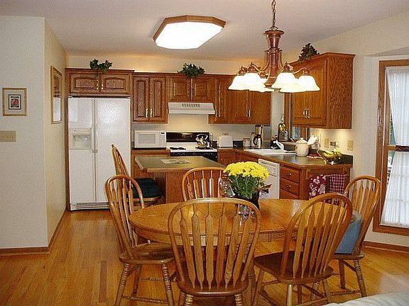 Kitchen Full View 