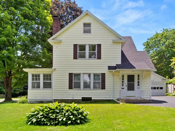 262 Dawes Ave, Pittsfield, MA 01201