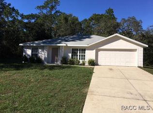 9157 N Golfview Dr, Citrus Springs, FL 34434