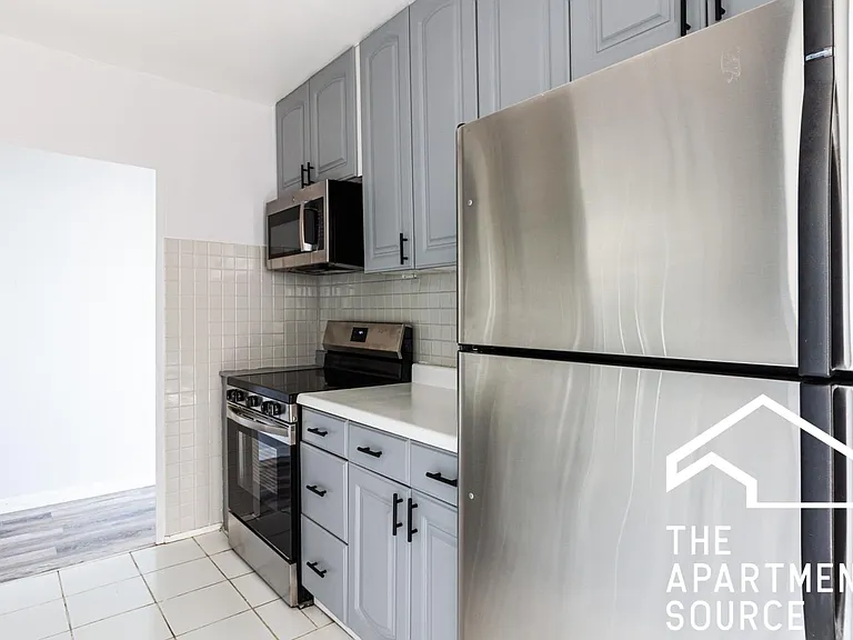 720 W Gordon Ter #1505 — Photo 7