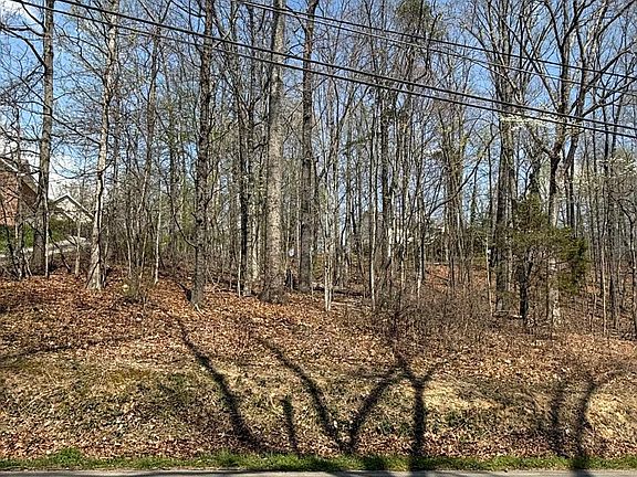 3rd image of 193 E Highwater Rd