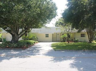 318 3rd St N, Dundee, FL 33838