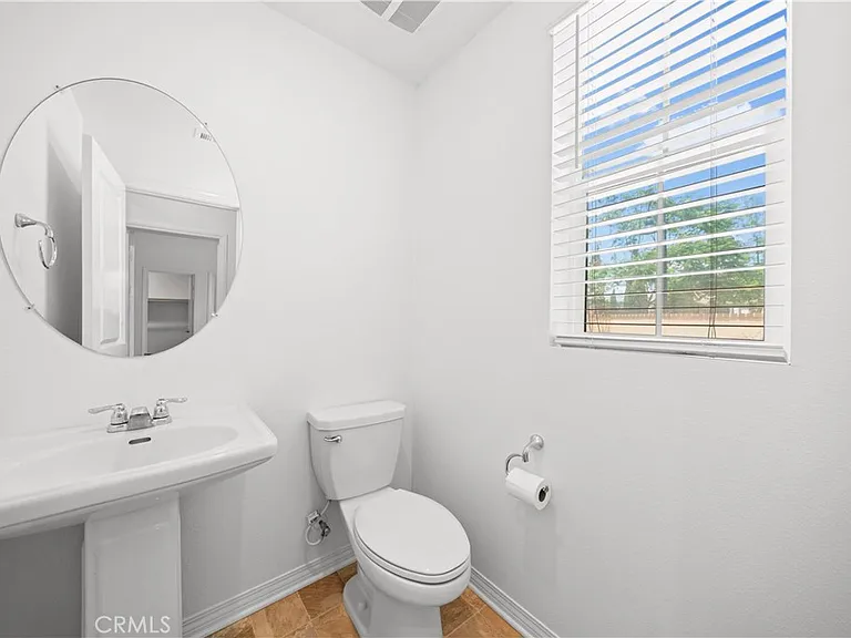 16402 Traverse Way — Photo 17