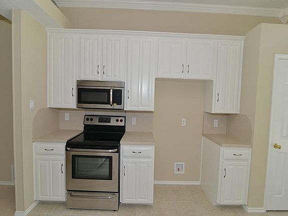 5th image of 8733 Pedernales Trl