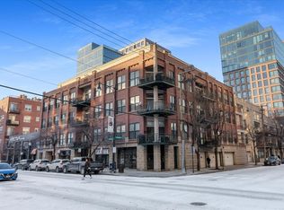 936 W Madison St APT 4C, Chicago, IL 60607