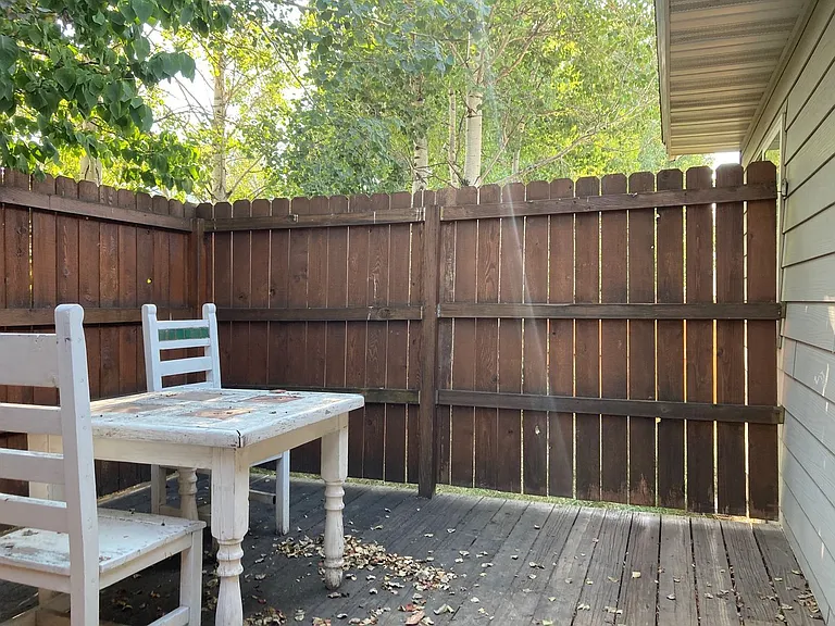 2512 Daisy Dr — Photo 16