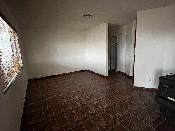 58687 Oleander Dr