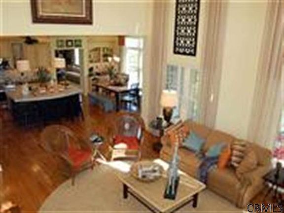 4th image of 1 Walden Cir