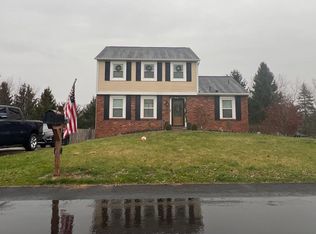 614 Walden Way, Imperial, PA 15126