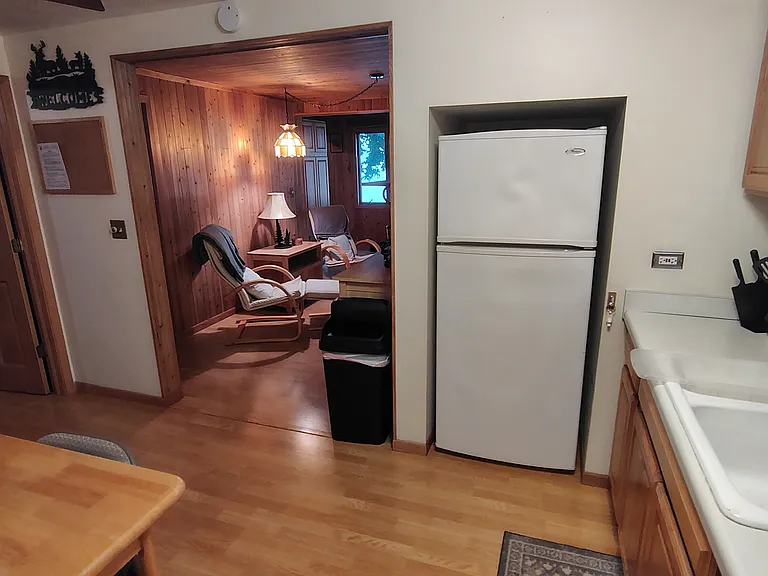 Paramount Dr — Photo 14