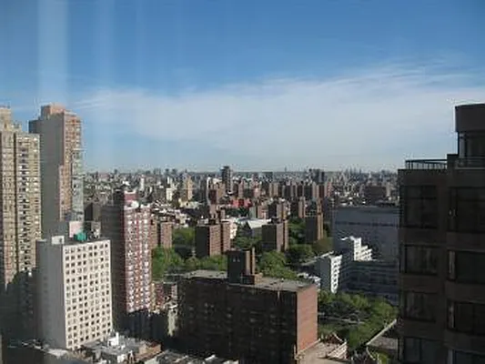 Sold by Corcoran | media 7