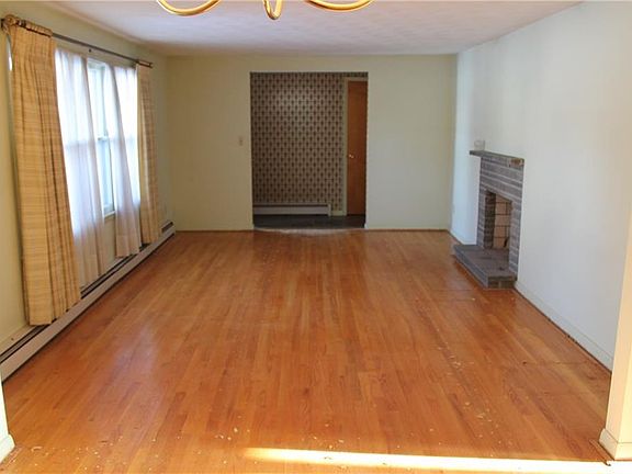 5th image of 228 Monte Vista Dr