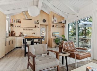 31020 Summit Dr, Running Springs, CA 92382