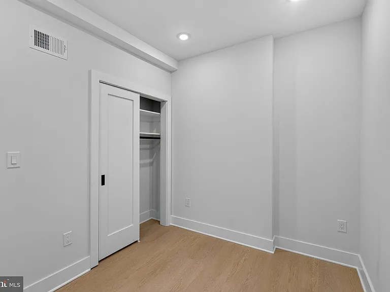 1650 Columbia Rd NW #402 — Photo 16