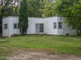 2742 Mondamin Ave, Des Moines, IA 50310