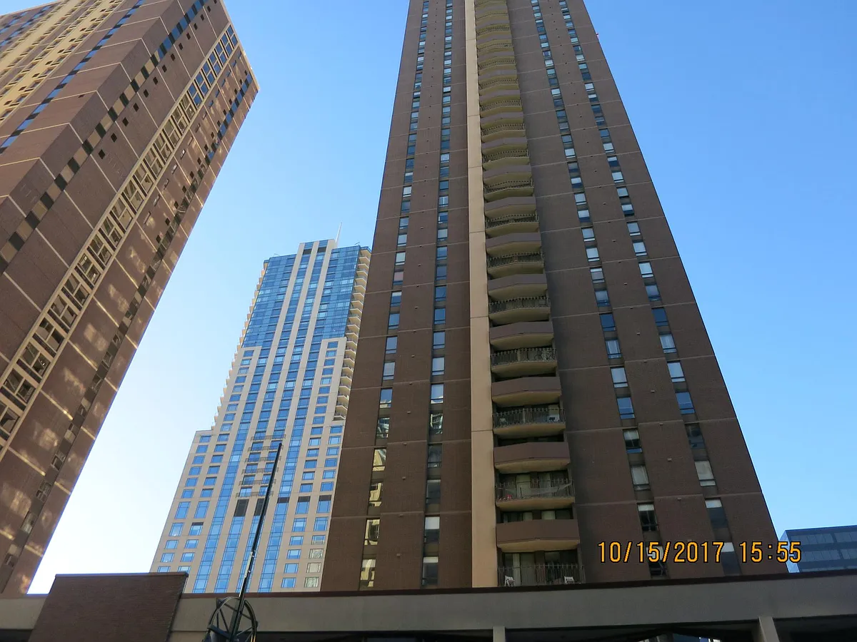 Building Photo - 1020 15th St #27H