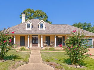 211 Cherry Dr, Brandon, MS 39042