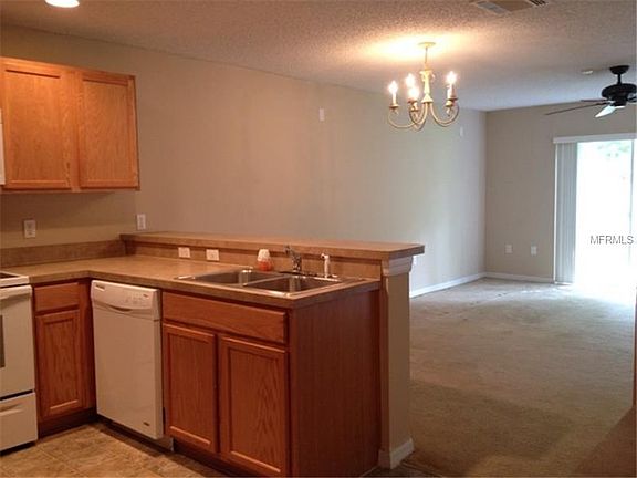 5th image of 5069 Kingscrest Ln
