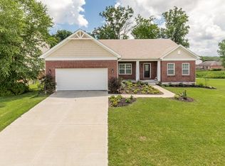 1207 Parkside Dr, Alexandria, KY 41001