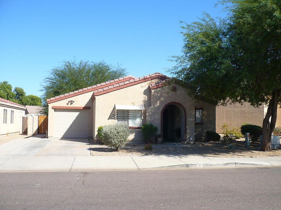 1st image of 2407 S 84th Dr