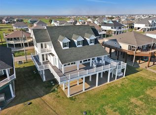 2290 Trinidad Dr, Crystal Beach, TX 77650