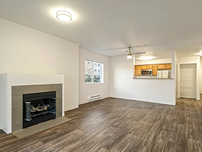 Valley Springs Apartments — Photo 27