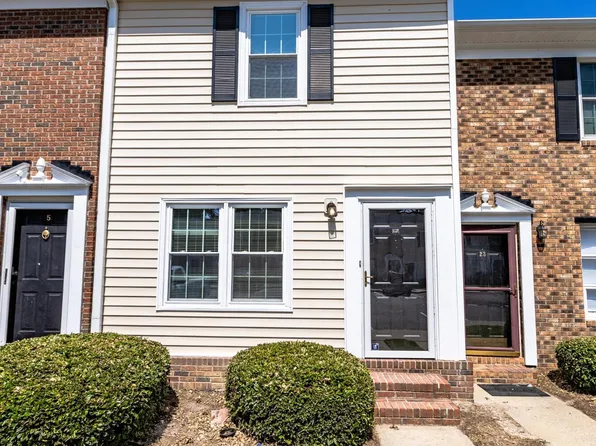 100 David Drive #E24, Greenville, NC 27858