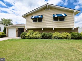 2209 Chestnut Hill Dr, Cinnaminson, NJ 08077