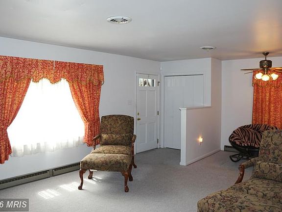 3rd image of 1411 Sherman Ave