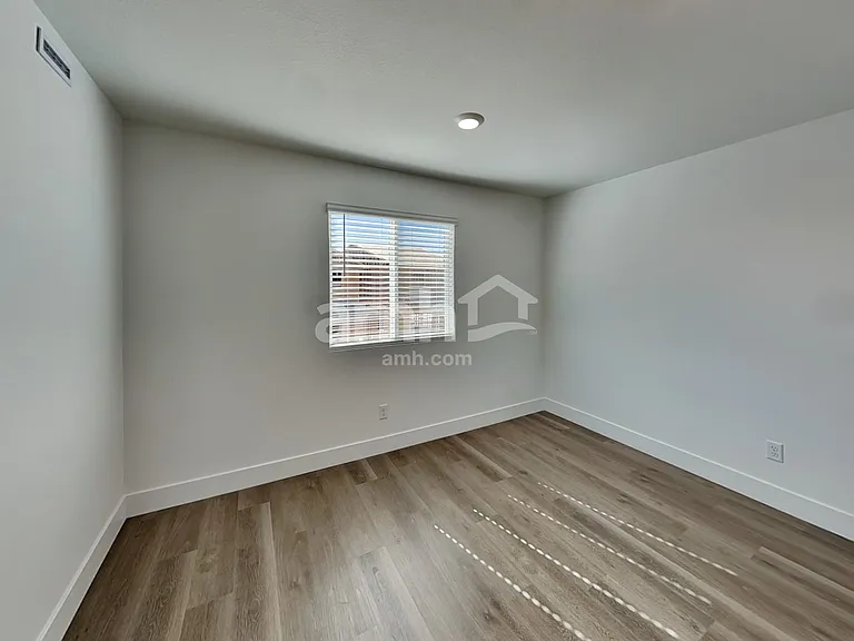 5789 Morgans Mile St — Photo 12