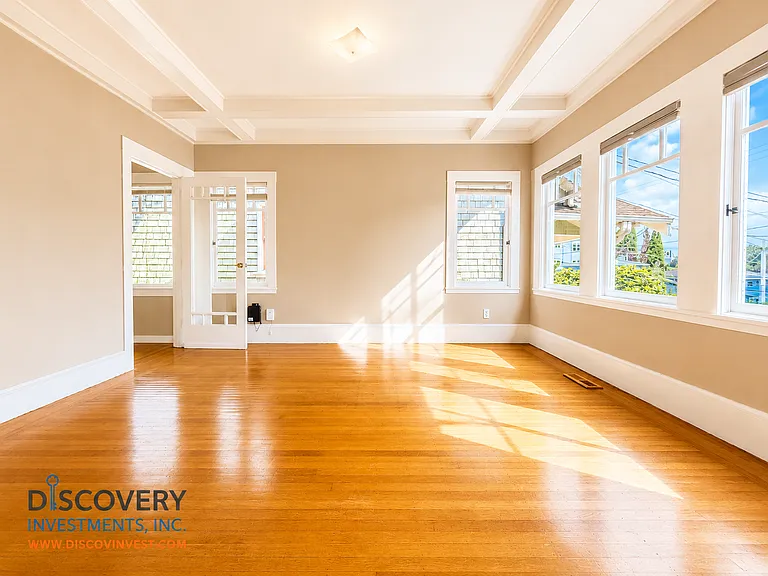 460 Stow Ave — Photo 10