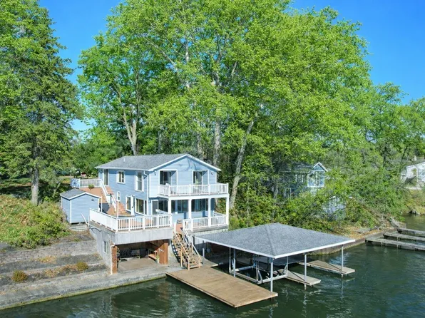 5100 E Quiet Water Ct, Monticello, IN 47960