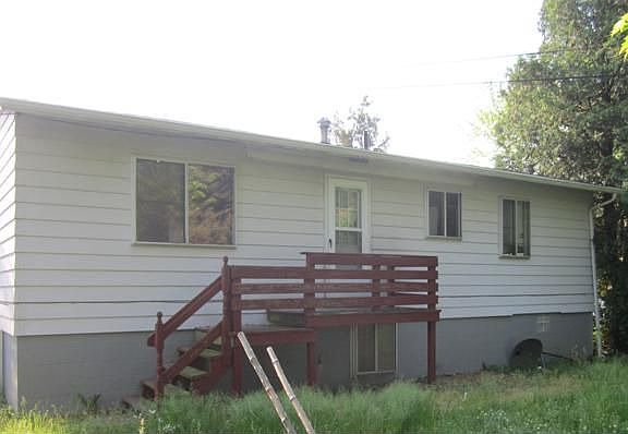 2nd image of 1075 Becky Dr