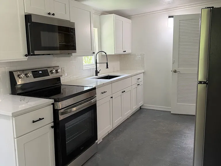 4272 Scott Ave #A — Photo 4