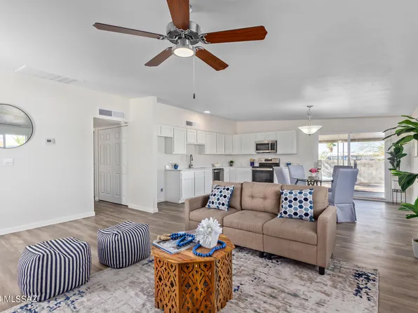 9842 E 33rd St, Tucson, AZ 85748
