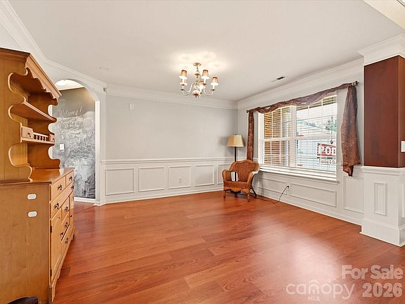 5th image of 7648 Natalie Commons Dr