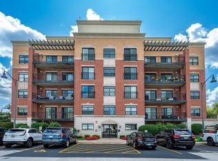 HIGHPOINT Countryside Residences, La Grange, IL 60525