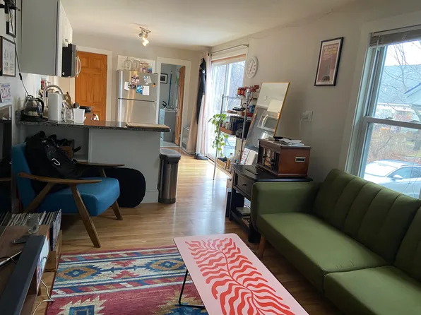 726 Broadway, South Portland, ME 04106