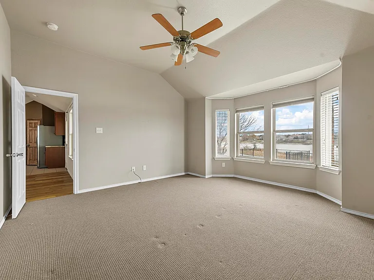 5533 Grenada Dr — Photo 7
