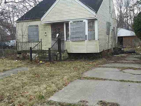 15931 Ellsworth