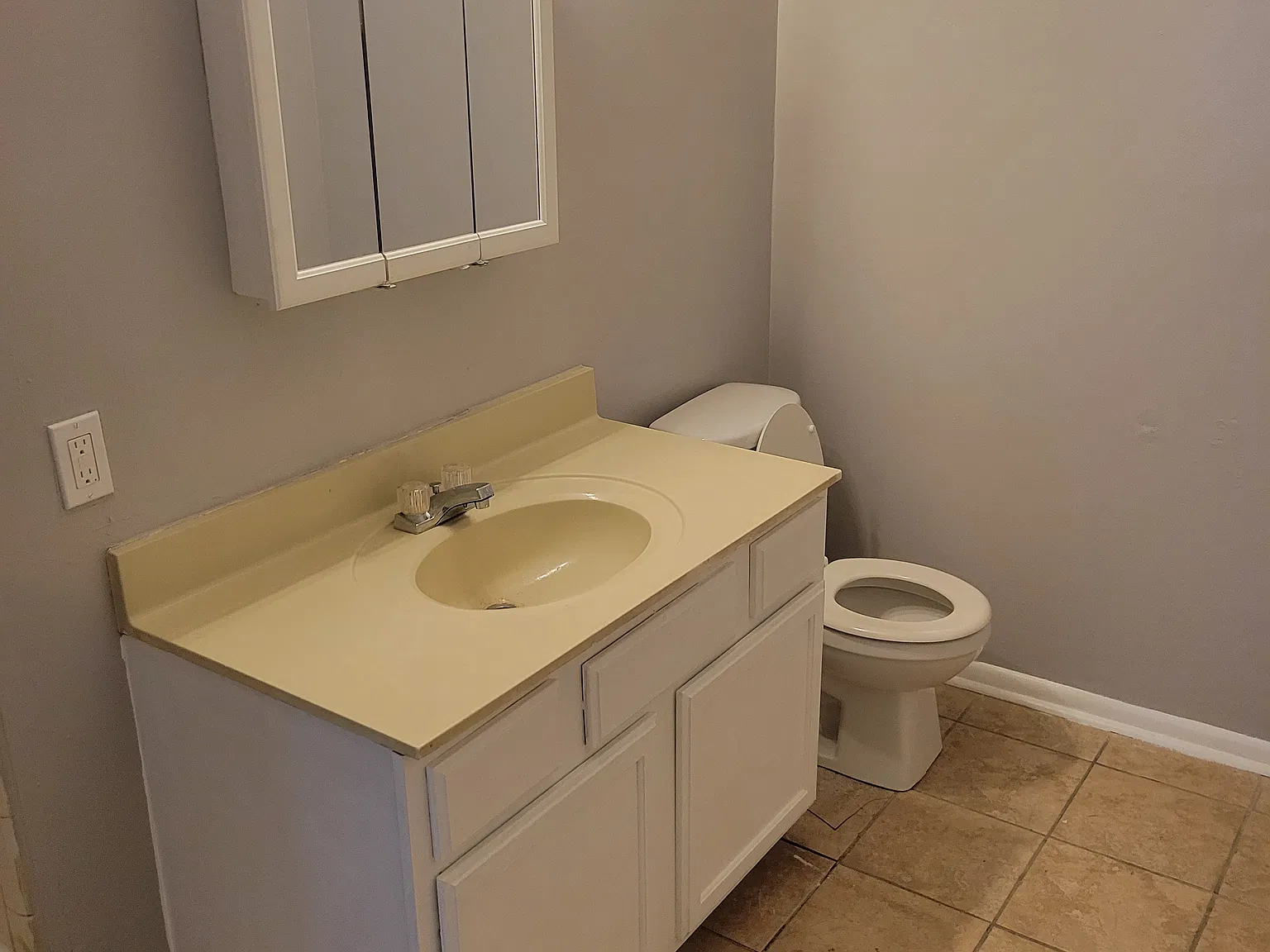 3 bed, 1312 sqft, $1,295 — Photo 3