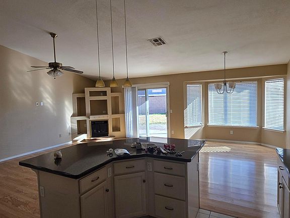 5th image of 9163 W Davis Rd