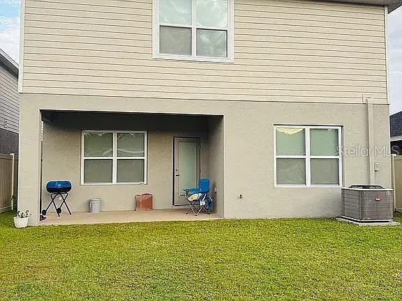 4 bed, 2.5 bath, 2457 sqft, $2,400 — Photo 4