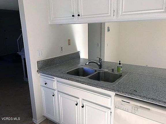 5th image of 1062 Palmetto Way APT F