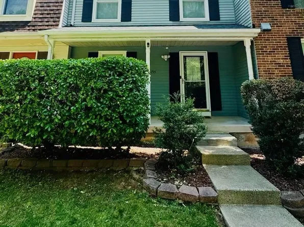 15095 Mill Spring Dr, Dumfries, VA 22025