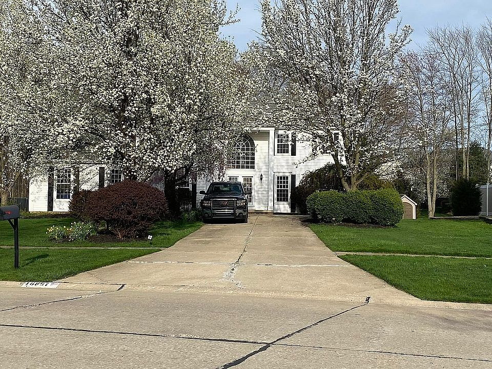1st image of 16867 Walnut Creek Dr