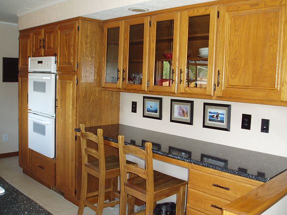 Kitchen Glassfront Cabinets