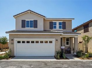 6332 Moonfire Ln, Fontana, CA 92336