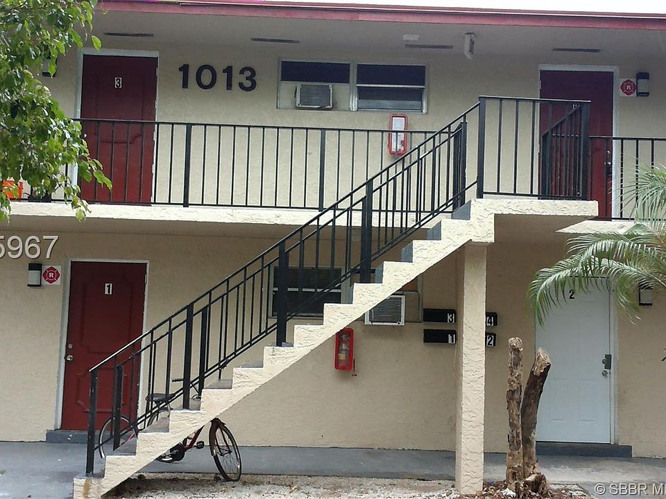 1st image of 1013 S F St APT 4