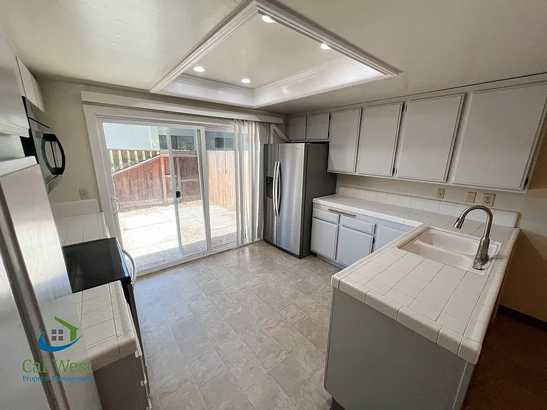 6547 Cobblestone Ct — Photo 19